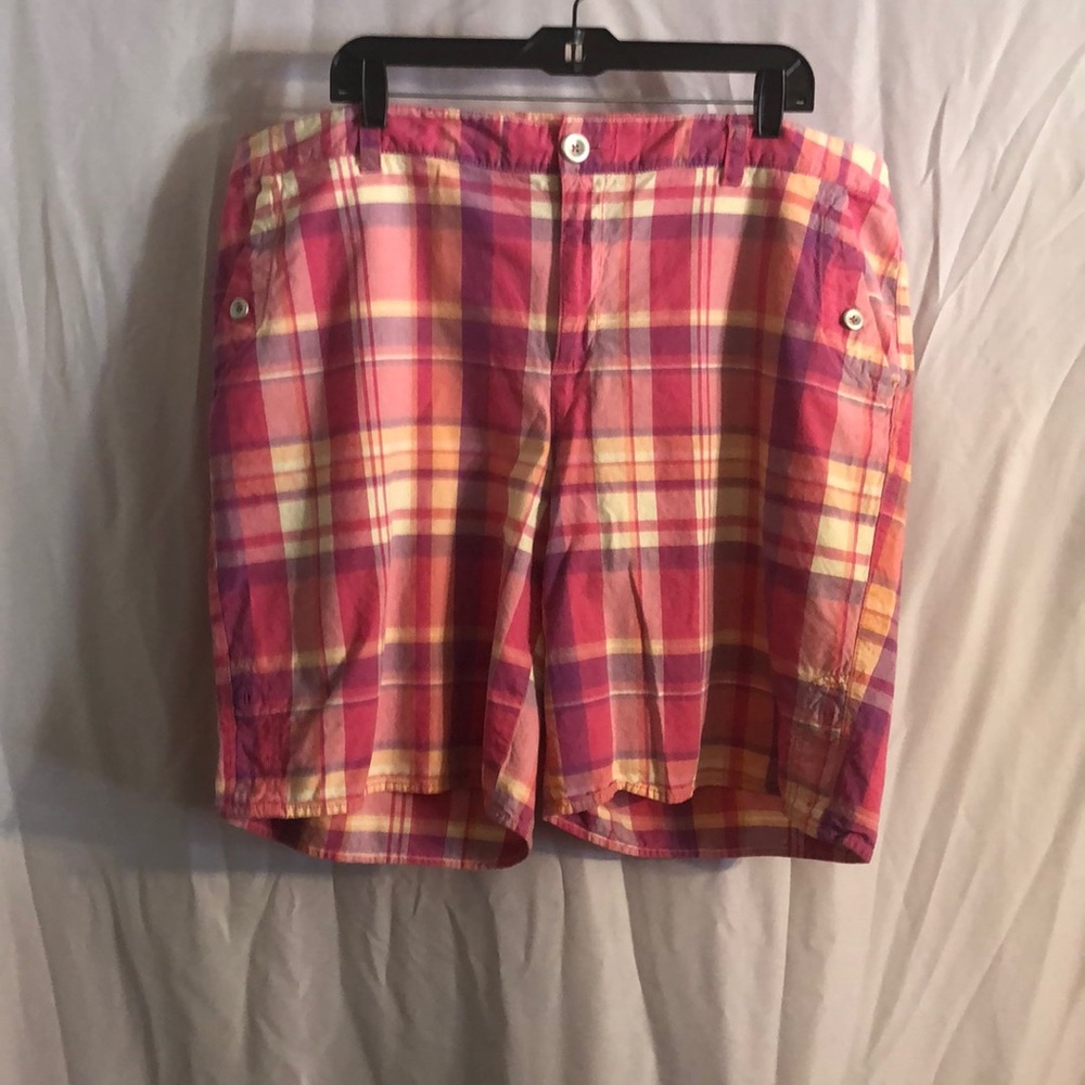 Lane bryant size 22 pink plaid chino shorts